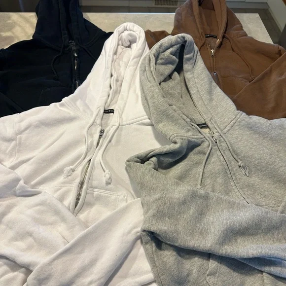 (4) Brandy Melville Black, White, Gray & Brown Hoodies - 4-Pack - Picture 3 of 3